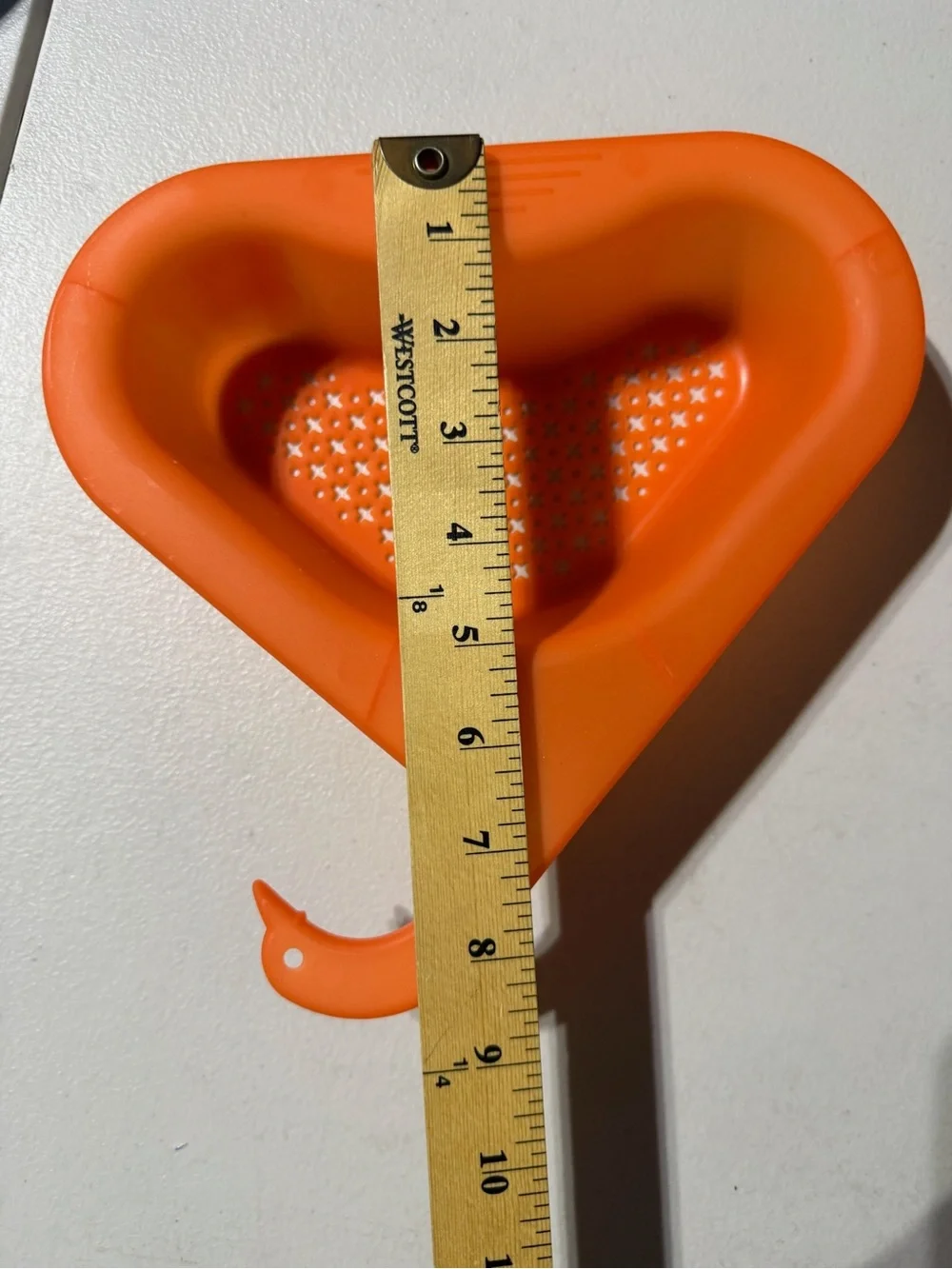 BN orange swan-shaped kitchen sink drain basket Plastic